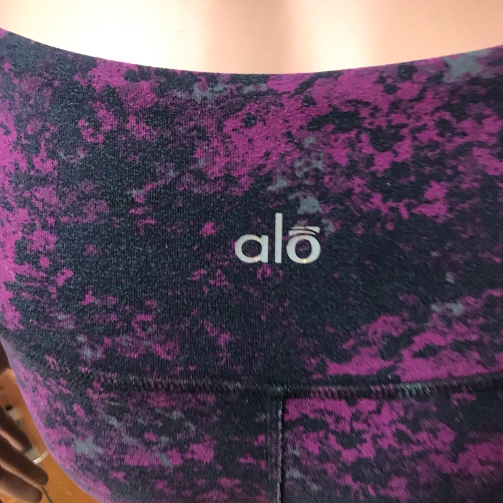 ALO YOGA-Leggings- Various Colors-Size None measurements In the Photos - Picture 4 of 15